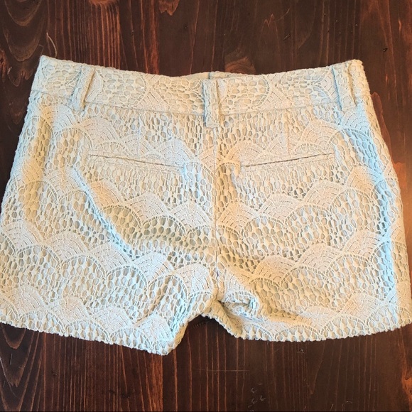 ☀️LOFT 4” Lace Crochet Shorts - Picture 6 of 8